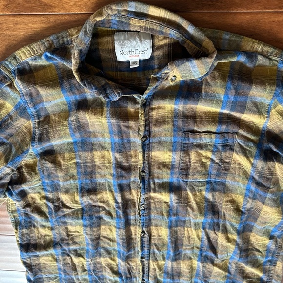 Northcrest Blue and Gold Flannel Shirt size XXXLT - Picture 2 of 3
